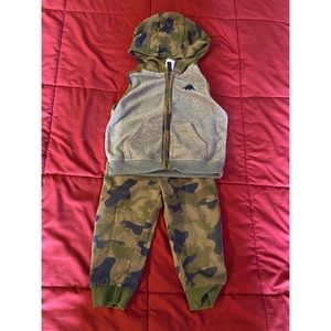 Boys Camo Hooded Sweater Vest w/ Matching Sweats